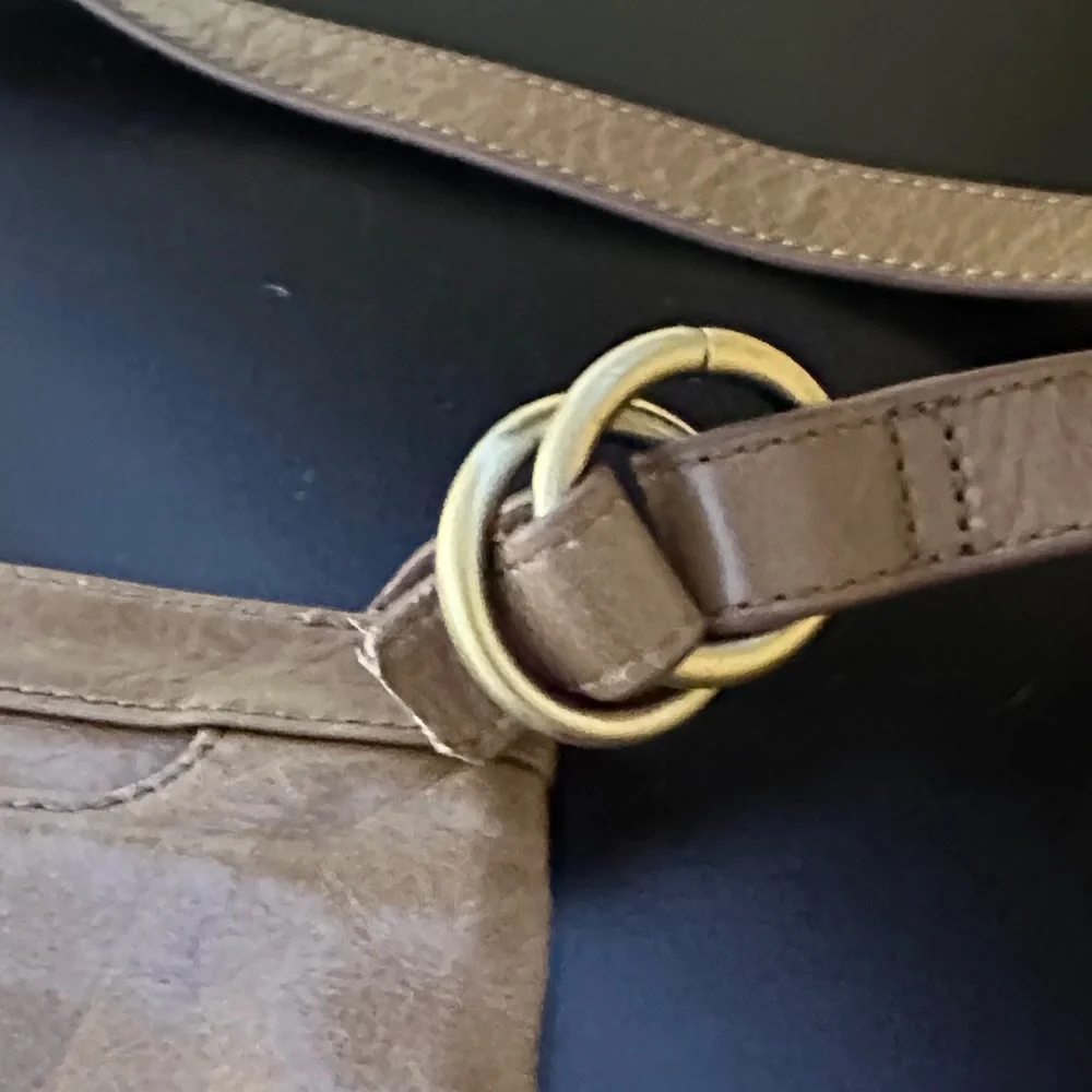 HOBO Tan Leather Crossbody Bag - Picture 6 of 7